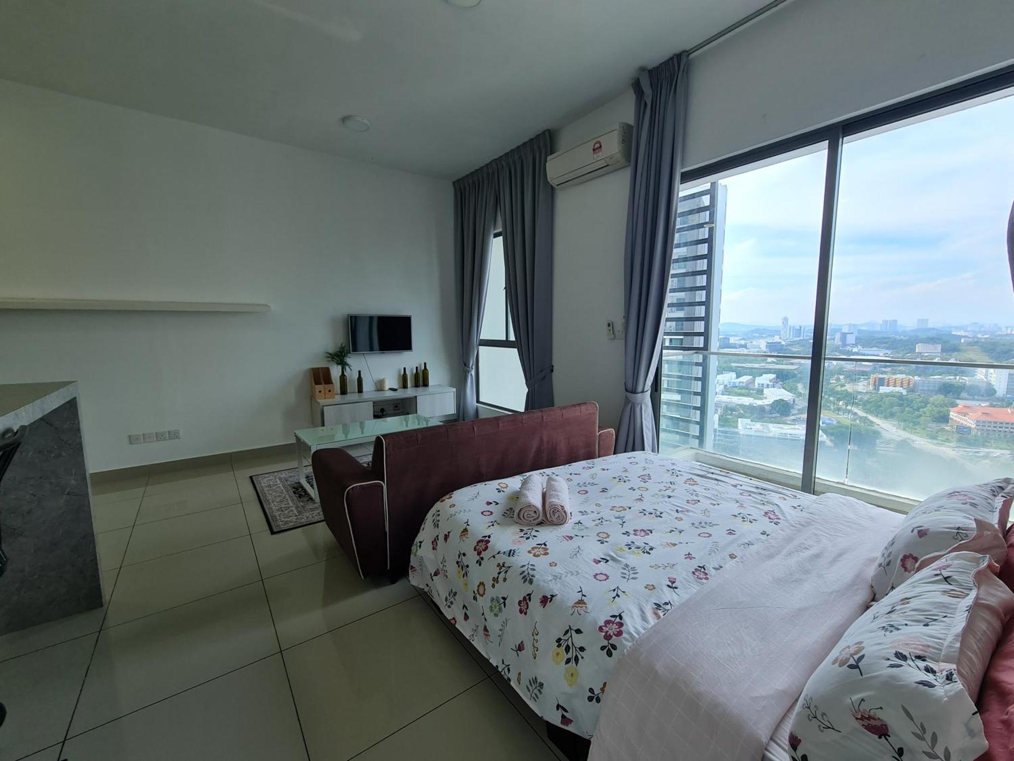 Appartamento Hideaway At Cybersquare Cyberjaya Esterno foto